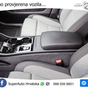 Volvo XC40 2.0 B3 Aut. Plus Dark 163 KS, ACC+KAM+KEY+GR SJED+VIRT+LANE