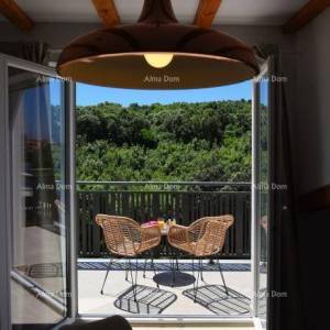 Vrsar, dva stana ukupne stambene površine  180,00 m²