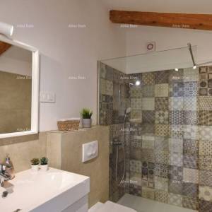 Vrsar, dva stana ukupne stambene površine  180,00 m²