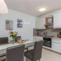 Vrsar, dva stana ukupne stambene površine  180,00 m²