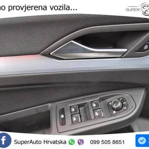 VW Golf 8 1.5 TSI 150 KS, ACC+GR SJED+VIRT
