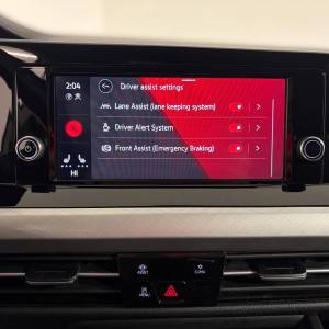 VW Golf 8 2.0 TDI LIFE - 3 godine jamstva