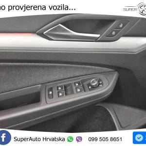 VW Golf 8 Variant 1.5 eTSI DSG Life 150 KS, ACC+LED+GR SJED+VIRT+NAVI+ASIST