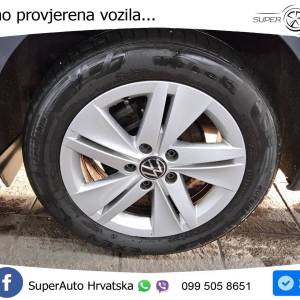 VW Golf 8 Variant 2.0 TDI Aut. Life 116 KS, ACC+LED+GR SJED+PANO+HEAD+MASAŽA