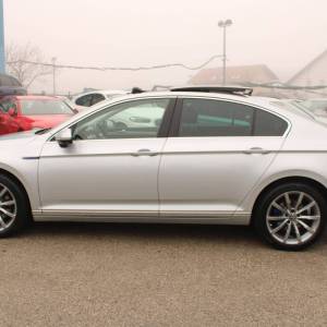 VW Passat GTE Plug-In Hybrid AUTOMATIK *HEAD-UP, LED, NAVIGACIJA, KAMERA*