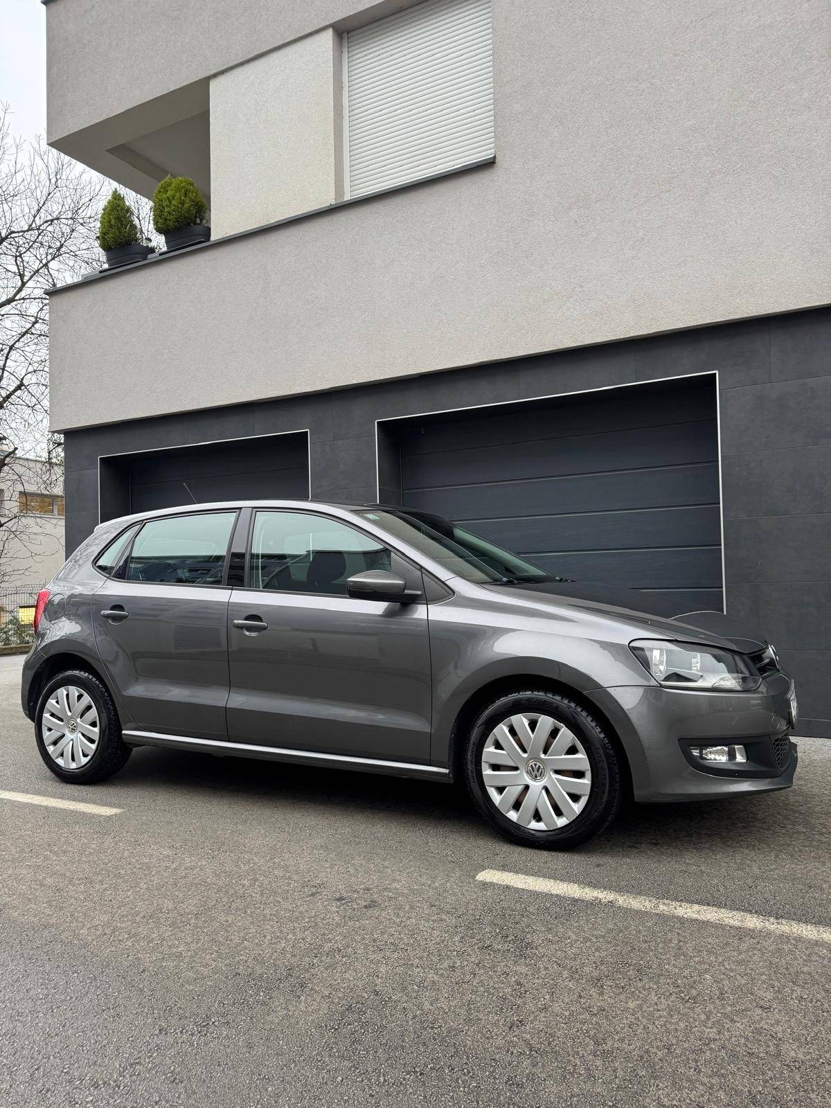 VW POLO //61tkm//prvi vlasnik//HR auto//klima//odličan//