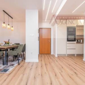 Zadar Borik novouređeni i namješteni stan 70 m2