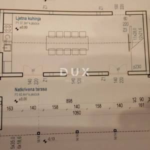 ZADAR, DONJA JAGODNJA - Kuća s bazenom, konobom i garažom okružena prirodom!