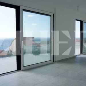 ZADAR, KOŽINO, PENTHOUSE SA VELIKOM KROVNOM TERASOM, PREKRASAN POGLED