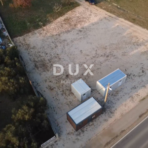 ZADAR, MURVICA - Zemljište uz cestu na top lokaciji za najam!