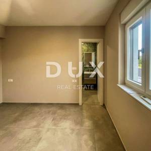 ZADAR, PRIVLAKA - Stan s okućnicom u novogradnji. BLIZINA MORA!