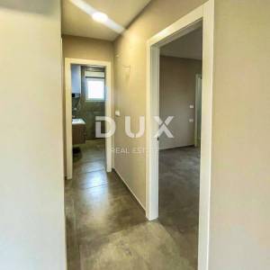 ZADAR, PRIVLAKA - Stan s okućnicom u novogradnji. BLIZINA MORA!