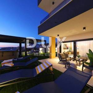 ZADAR, RTINA - opremljen stan sa okućnicom u blizini mora