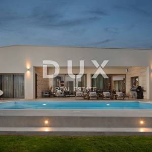 ZADAR, SMOKOVIĆ - Luksuzna kuća za odmor