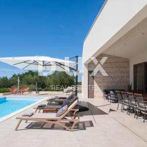 ZADAR, SMOKOVIĆ - Luksuzna kuća za odmor