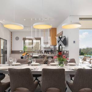 ZADAR, SMOKOVIĆ - Luksuzna kuća za odmor