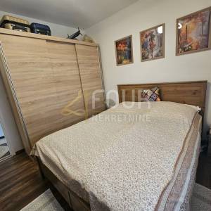 Zadar, Vodice, samostojeća kuća, 220m2