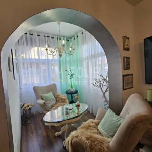 Zadar, Vodice, samostojeća kuća, 220m2