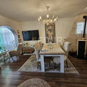 Zadar, Vodice, samostojeća kuća, 220m2