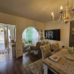 Zadar, Vodice, samostojeća kuća, 220m2