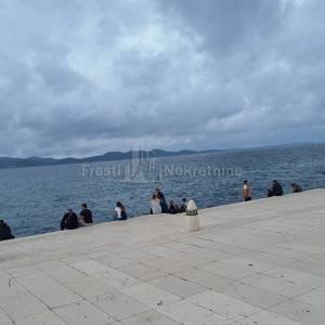 ZADARSKA RIVA - STAN 85m2, 1. kat, 1.red do mora