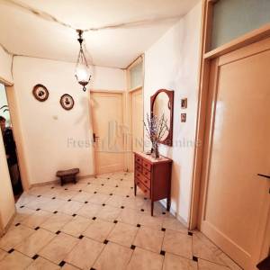 ZADARSKA RIVA - STAN 85m2, 1. kat, 1.red do mora