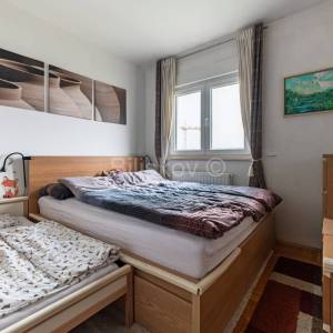 Zagreb, Blato, peterosoban stan sa potencijalom