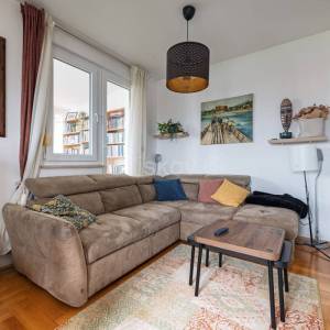 Zagreb, Blato, peterosoban stan sa potencijalom