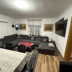 ZAGREB, DONJA DUBRAVA - Kuća s investicijskim potencijalom