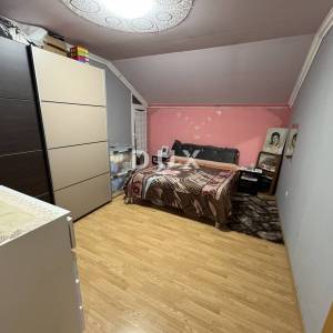 ZAGREB, DONJA DUBRAVA - Kuća s investicijskim potencijalom