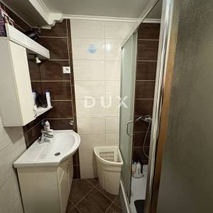 ZAGREB, DONJA DUBRAVA - Kuća s investicijskim potencijalom