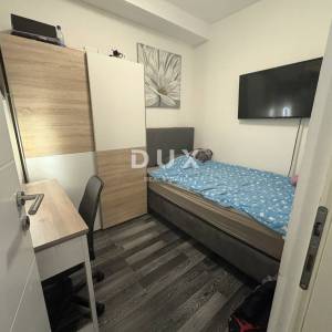 ZAGREB, DONJA DUBRAVA - Stan sa dvorištem 