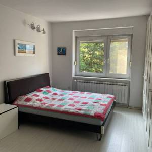 Zagreb-Folnegovićevo naselje, lijepo uređen 2S stan, odlična lokacija