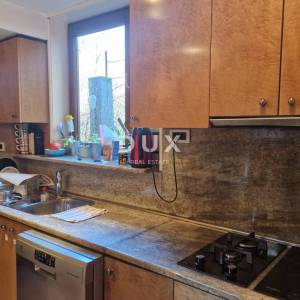 ZAGREB, GORNJI GRAD - Jedinstvena kuća uronjena u prirodu