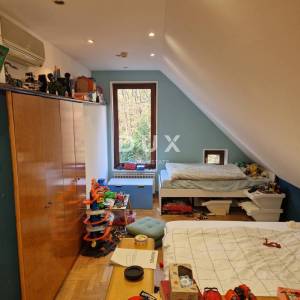 ZAGREB, GORNJI GRAD - Jedinstvena kuća uronjena u prirodu