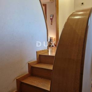 ZAGREB, GORNJI GRAD - Jedinstvena kuća uronjena u prirodu