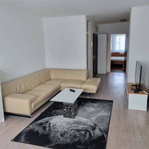 Zagreb-Jarun,3S stan površine 65m2,odlična lokacija,od 01.01.2026.