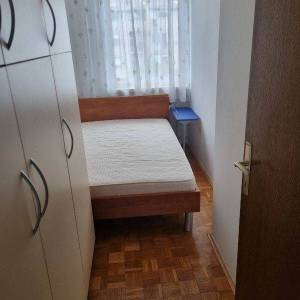 Zagreb-Jarun,3S stan površine 65m2,odlična lokacija,od 01.01.2026.