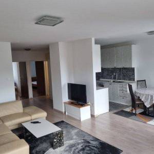 Zagreb-Jarun,3S stan površine 65m2,odlična lokacija,od 01.01.2026.