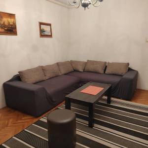 Zagreb-Klaka, 2S stan 56m2 s balkonom, bitni sadržaji u blizini