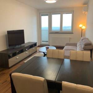 Zagreb-Prečko, lijepo uređen 2S stan 62m2, blizina svih sadržaja