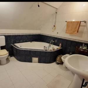 Zagreb-Remete, 1S stan s balkonom i terasom, PM, mirna lokacija