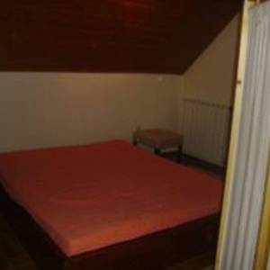 Zagreb-Remete, 1S stan s balkonom i terasom, PM, mirna lokacija