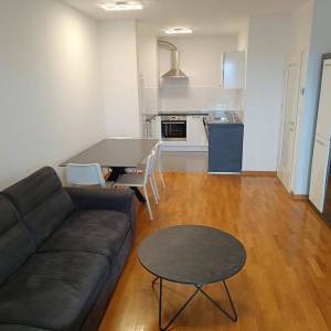 Zagreb-Trešnjevka, 2-sobni stan s loggiom 61m2, namješten i opremljen