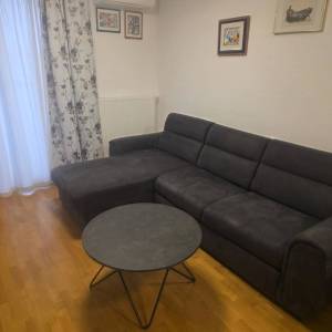 Zagreb-Trešnjevka, 2-sobni stan s loggiom 61m2, namješten i opremljen