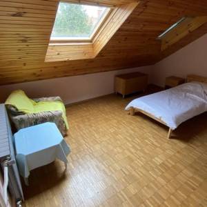 Zagreb-Trnovčica, dvoetažni 4S stan u kući, 2.kat+visoko potkrovlje