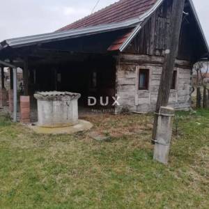 ZAGREB,ŠAŠINOVEC- Nekretnina s potencijalom; kuća i gospodarski objekt na 1000 m²