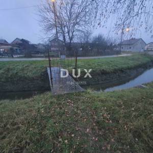 ZAGREB,ŠAŠINOVEC- Nekretnina s potencijalom; kuća i gospodarski objekt na 1000 m²