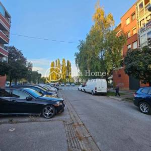 Zagreb/ŠPANSKO/STENJEVEC/TROSOBAN stan okružen zelenilom/TOP LOKACIJA!