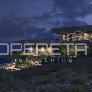 Zemljište 1.546 m² s projektom za modernu vilu, Omiš
